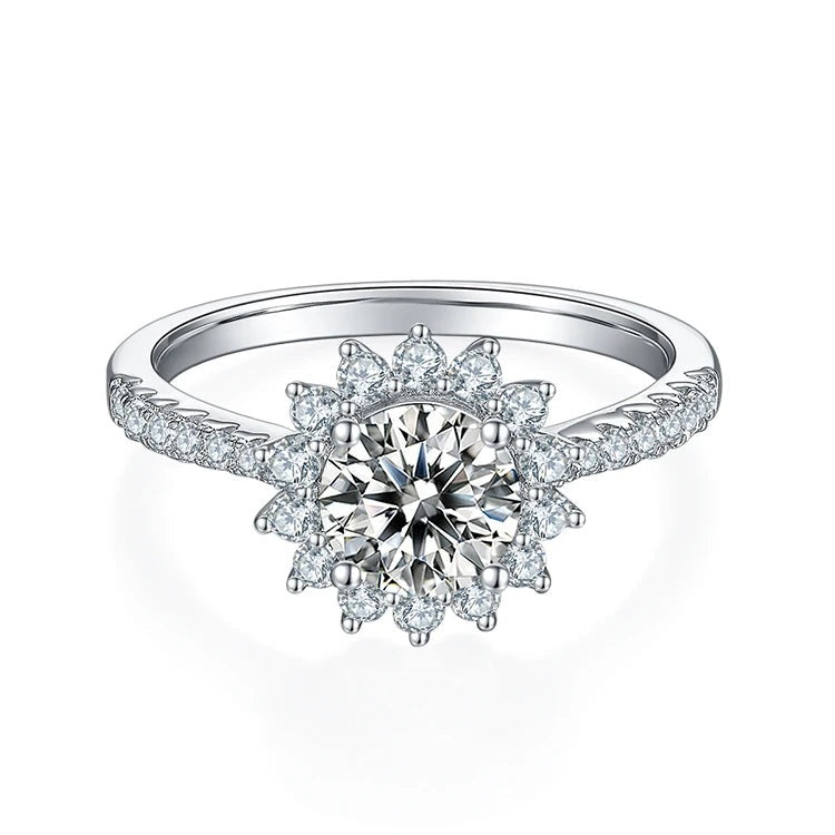 Sparkling women's silver 925 ring with a large central diamond and halo setting