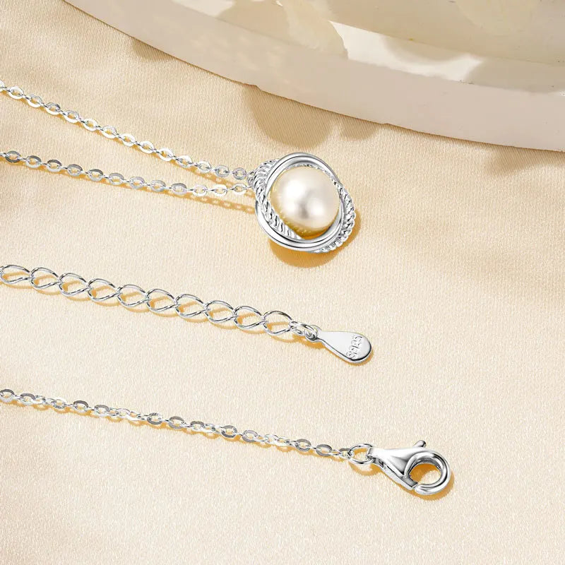Interlocking Rings AAA Freshwater Pearl Pendant Necklace