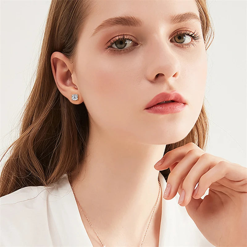 Classic Moissanite Four-Claw Stud Earrings