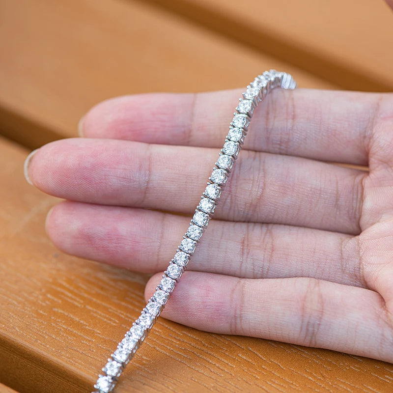 Classic Cubic Zirconia Silver Tennis Bracelet with Box Clasp