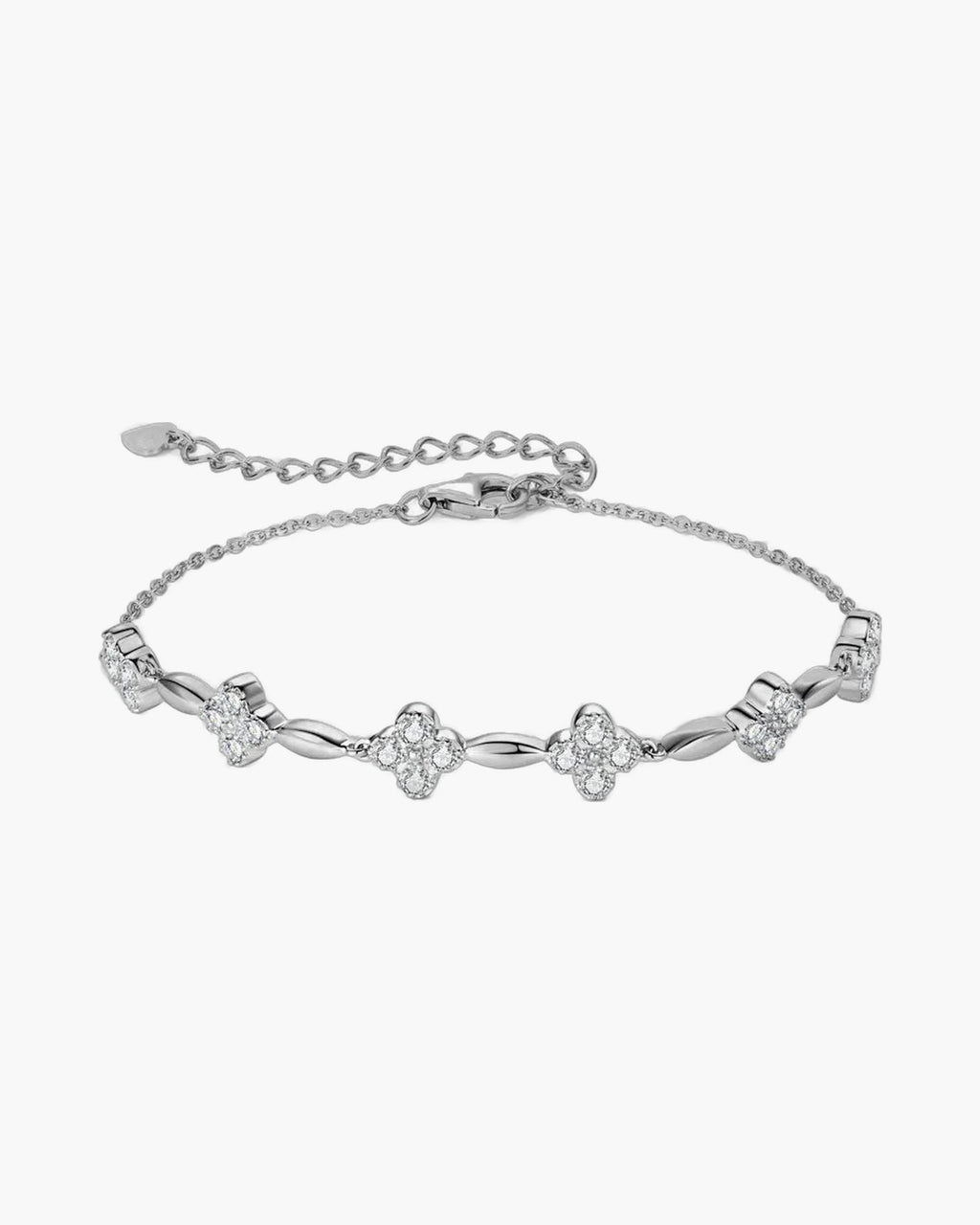 Women's delicate silver 925 bracelet with sparkling clover-shaped cubic zirconia charms