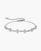 Women's delicate silver 925 bracelet with sparkling clover-shaped cubic zirconia charms