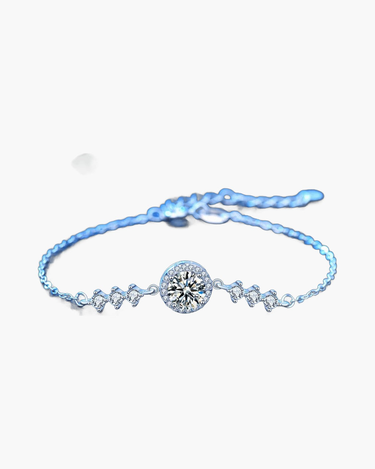 Sparkling women's silver 925 bracelet with a large central round brilliant cut gemstone