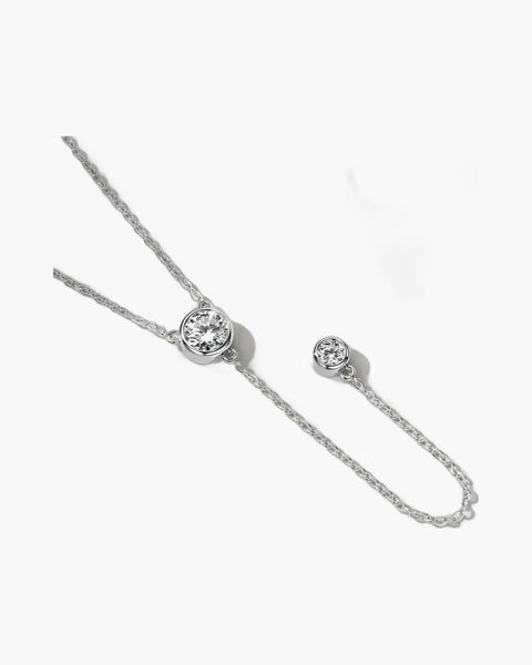 Elegant women's silver 925 necklace with sparkling bezel-set cubic zirconia stones and delicate chain